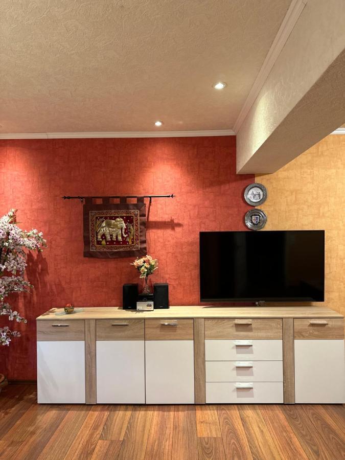 T&T Ferienwohnung Rheinbrohl Exterior photo